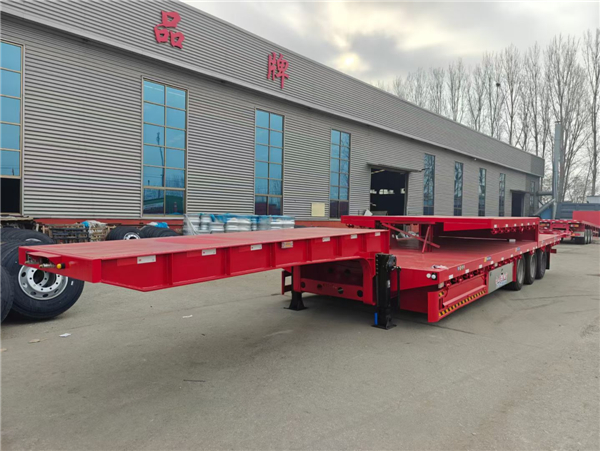 Low-bed semi-trailer